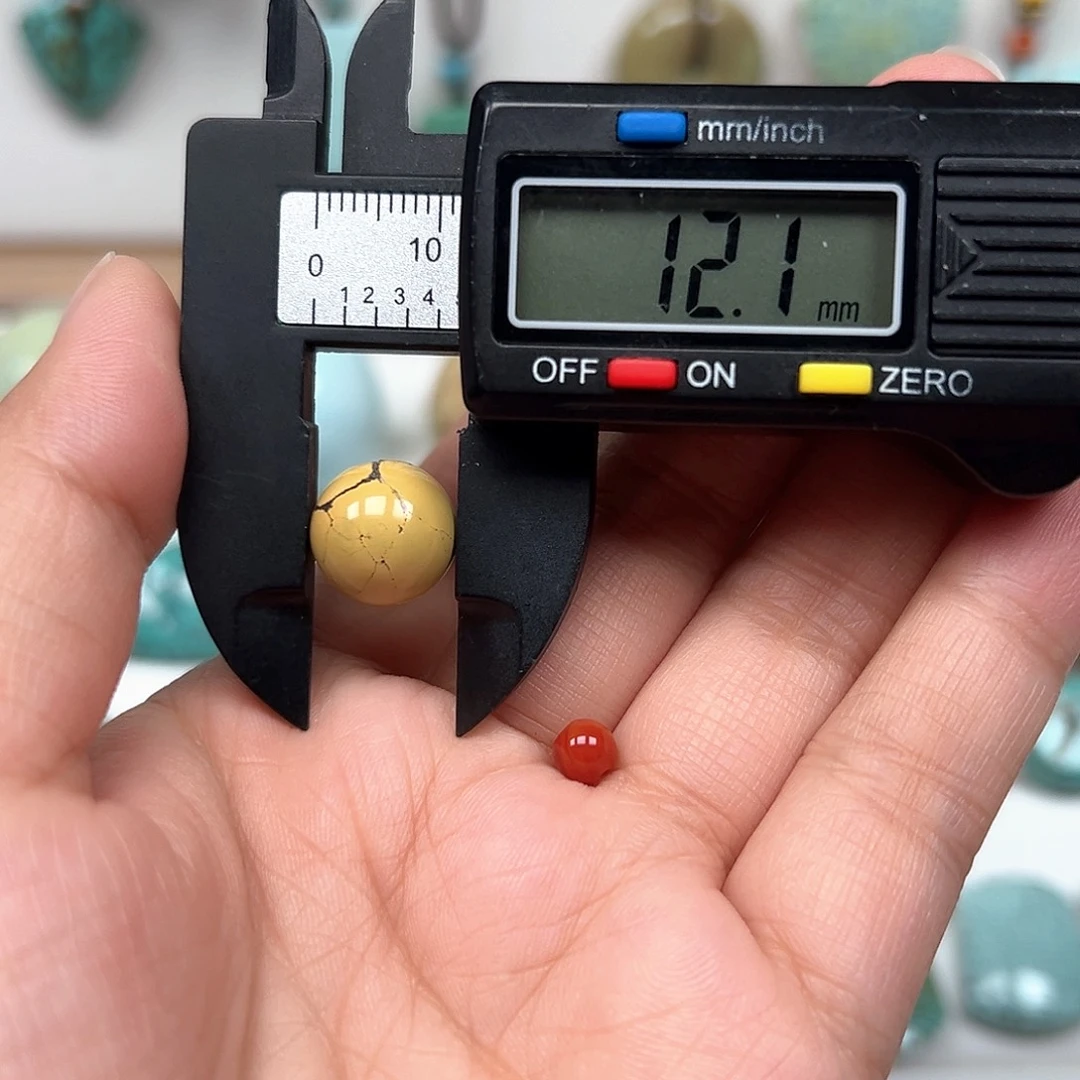 南红玛瑙未镶嵌珠宝奇石