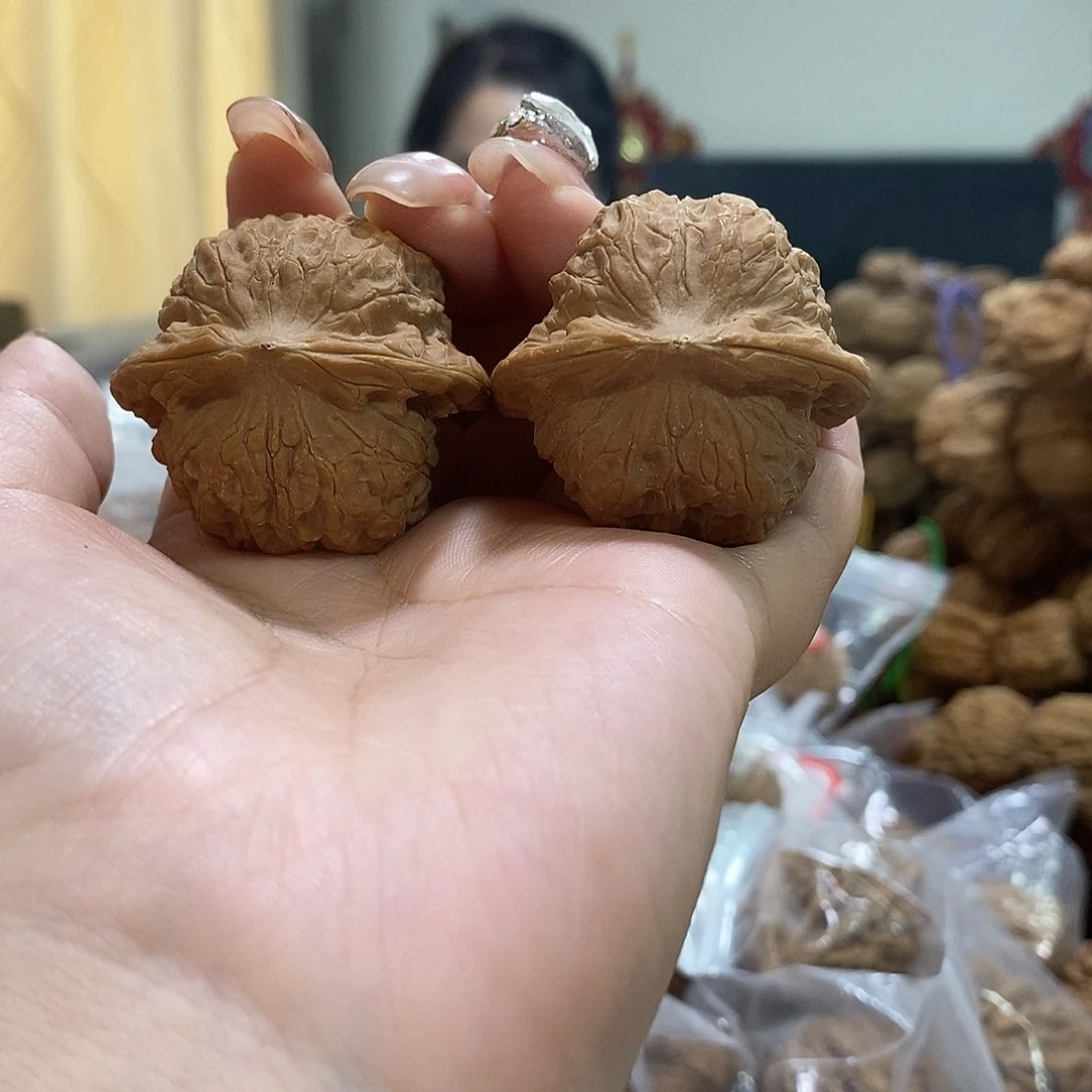 把件文玩核桃39血麒麟头上有黄