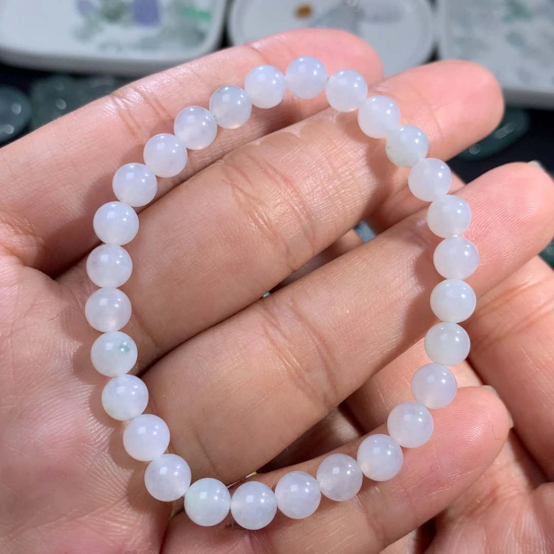 翡翠裸石未镶嵌白冰手串