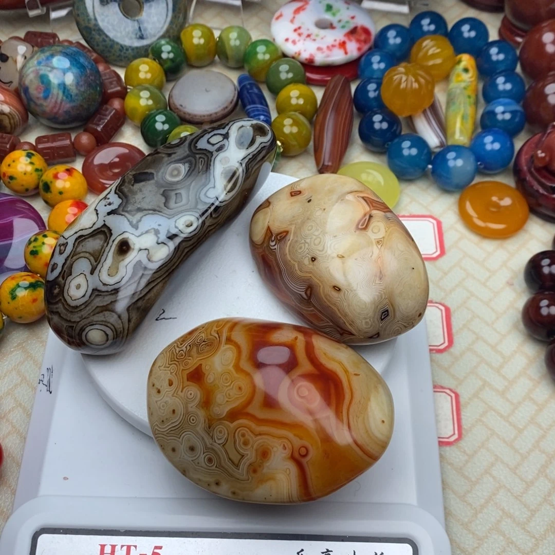 小***布玛瑙/玉髓未镶嵌颈饰