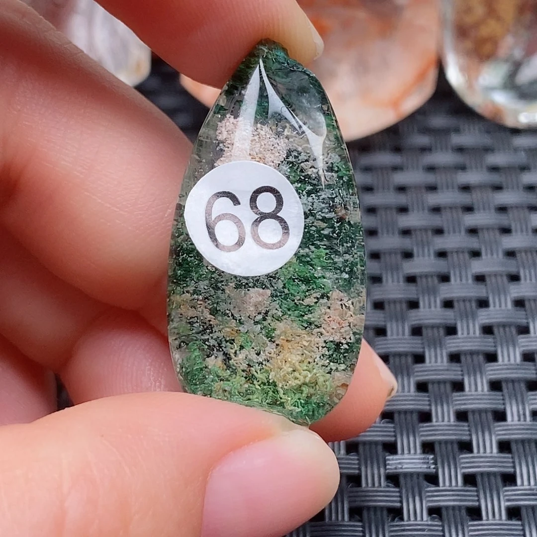 未镶嵌吊坠(不含链)水晶?***?