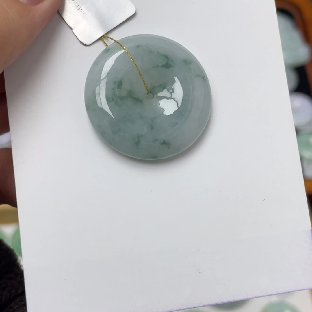 翡翠未镶嵌吊坠(不含链)平安扣