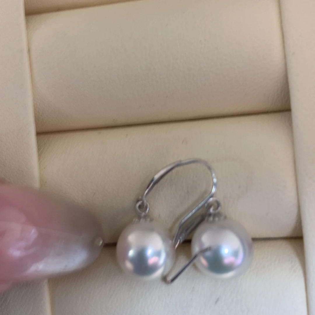 18K金镶嵌耳饰海水珍珠