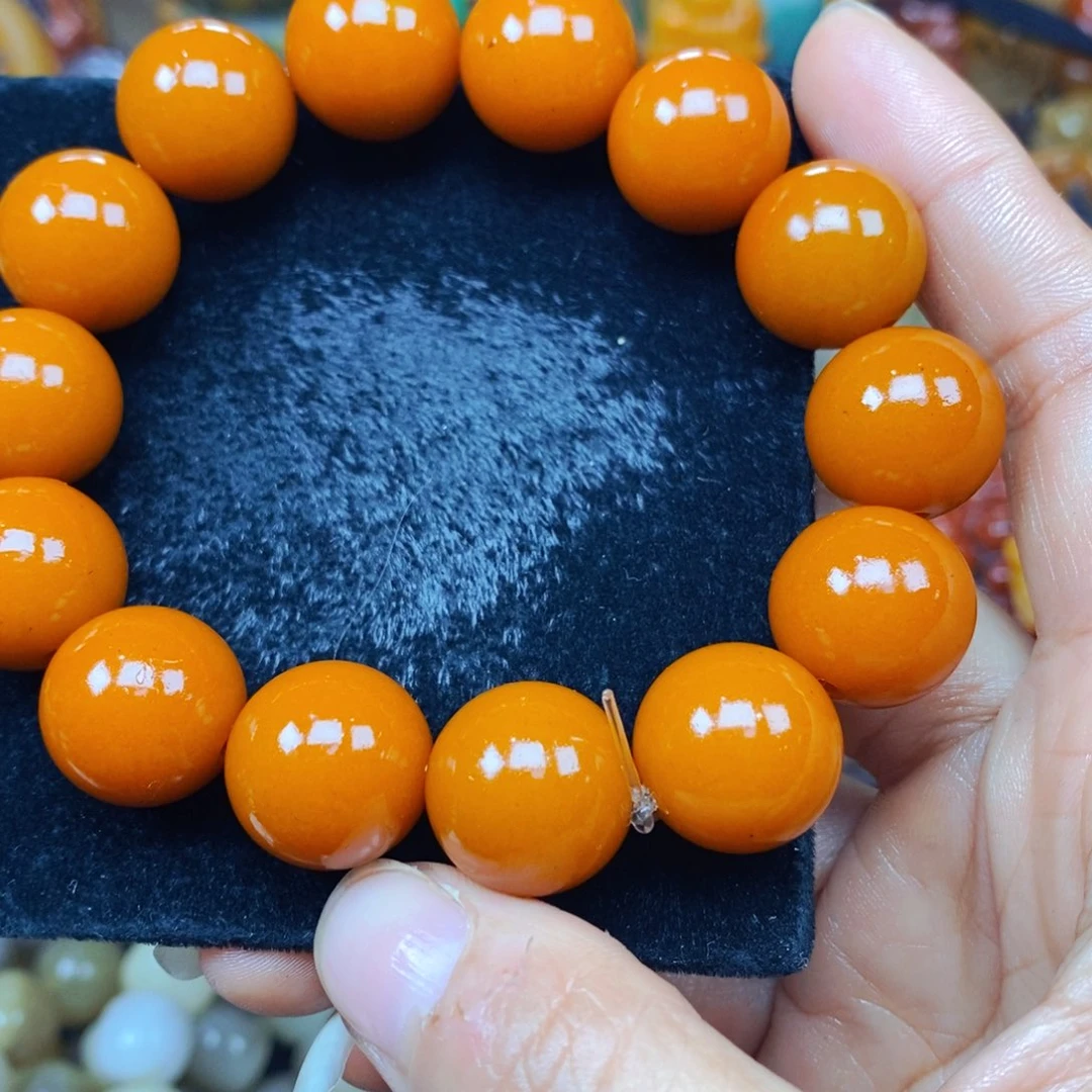 石英质玉（黄龙玉）未镶嵌颈饰