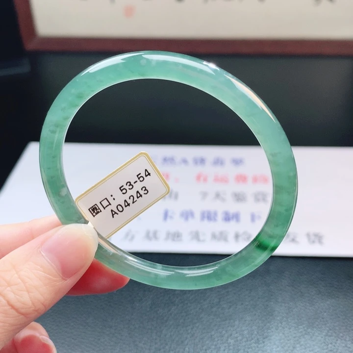 翡翠未镶嵌手镯翡翠手镯109