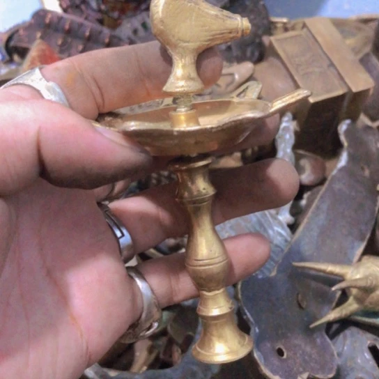石***头闪电购铜摆件工艺品
