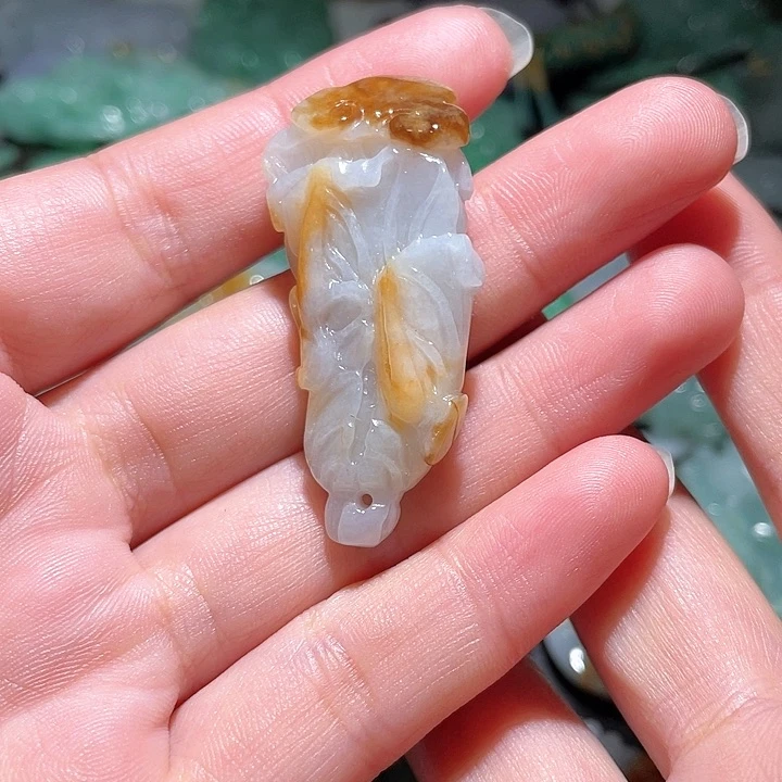 颈饰未镶嵌翡翠天