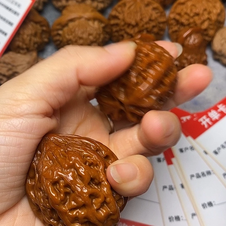 吊坠文玩核桃鸡心