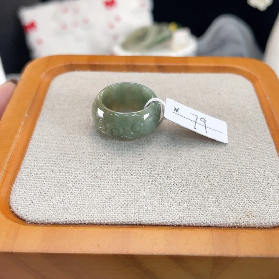 和田玉未镶嵌戒指U76雕刻吨吨18.2不退换