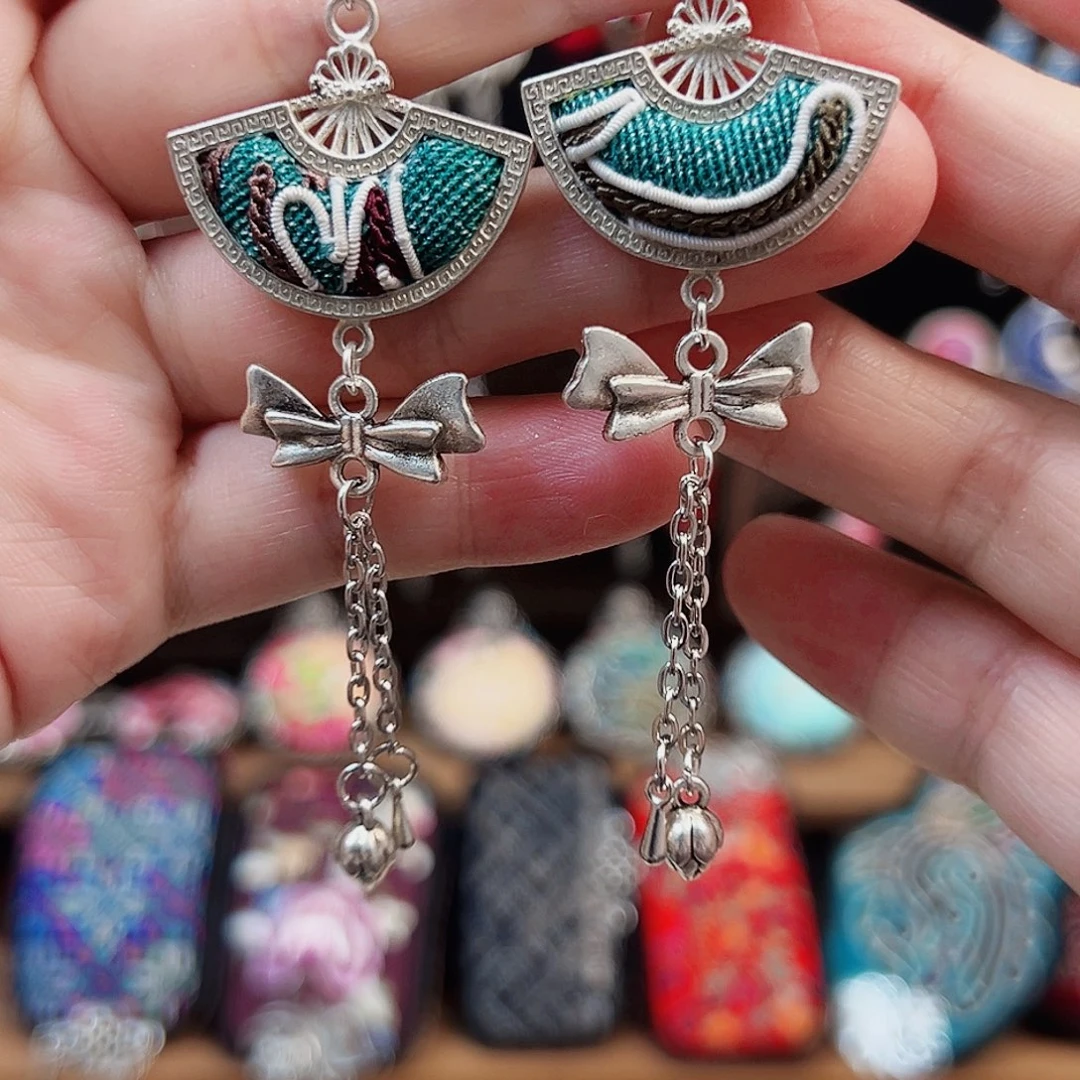 刺绣手工刺绣饰品