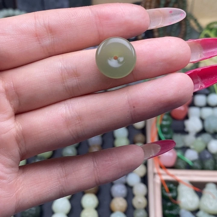 未镶嵌和田玉（糖玉）珠宝半成品