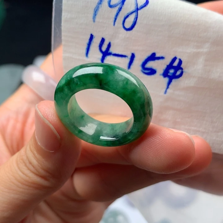 定制翡翠未镶嵌戒圈