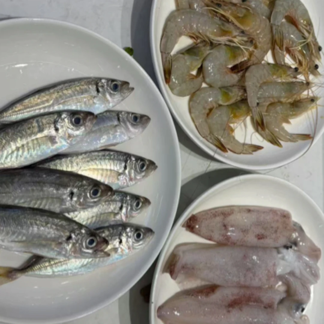 杂鱼组合118 玉虾6两 巴浪8两 鱿鱼8两