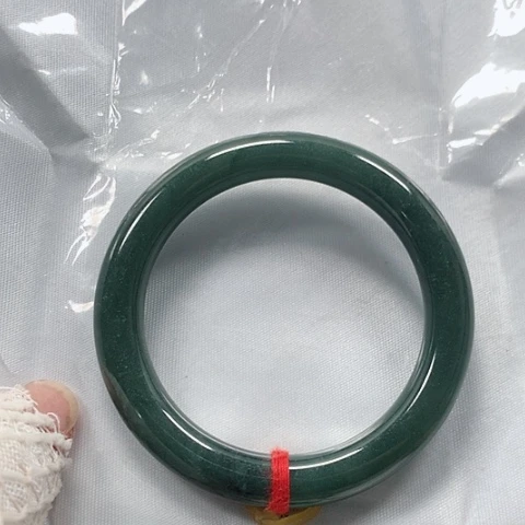 翡翠未镶嵌手镯缅甸翡翠手镯圈口56
