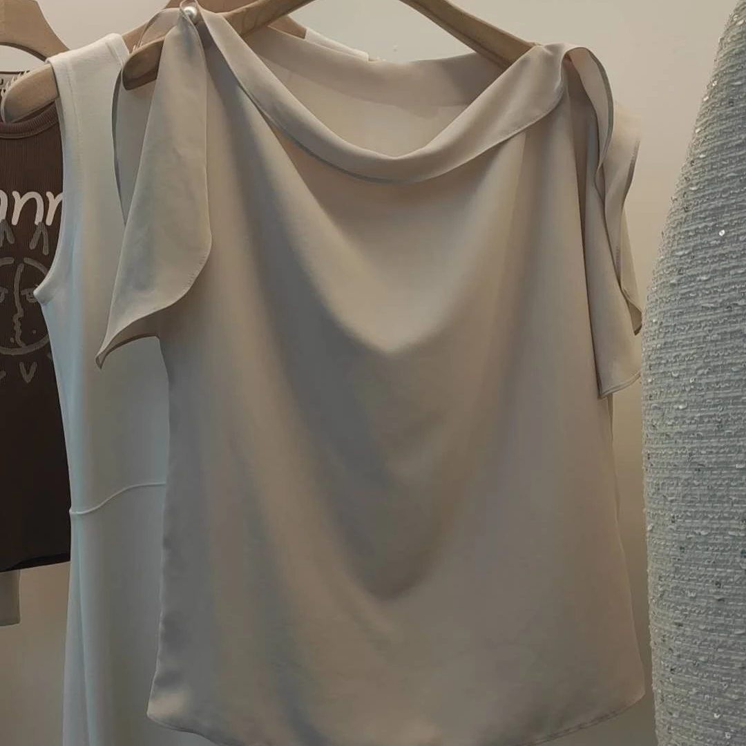 P440 君子协议 NO退NO换 接受再拍 无袖珍珠T恤