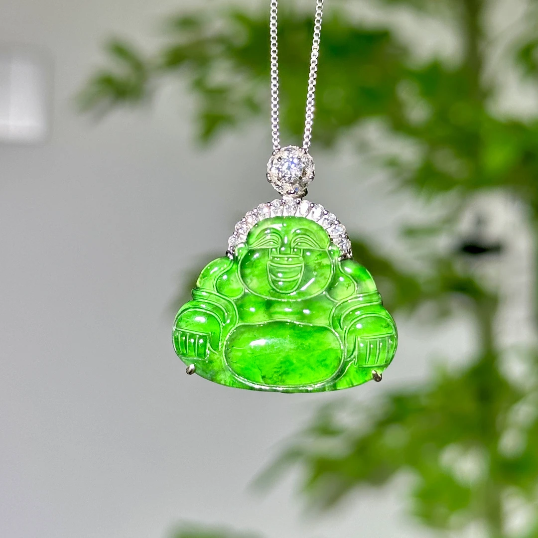 银镶冰绿大佛公天然翡翠吊坠