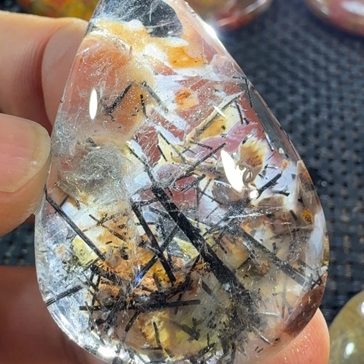 水晶吊坠(不含链)未镶嵌心**内