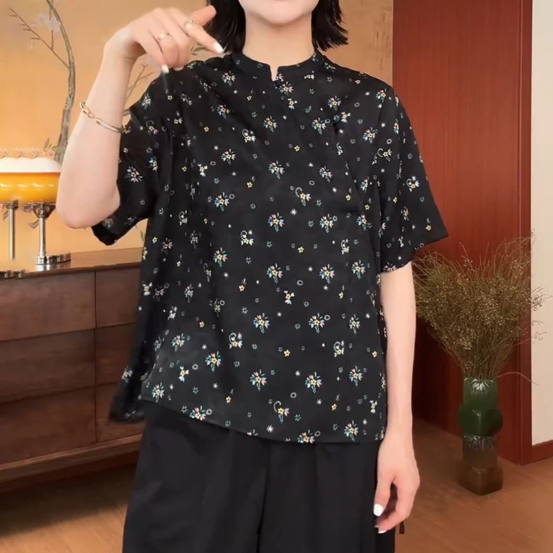 法式洋复古洋气国风立领盘扣碎花小衫女新款独特漂亮宽松遮肉小衫