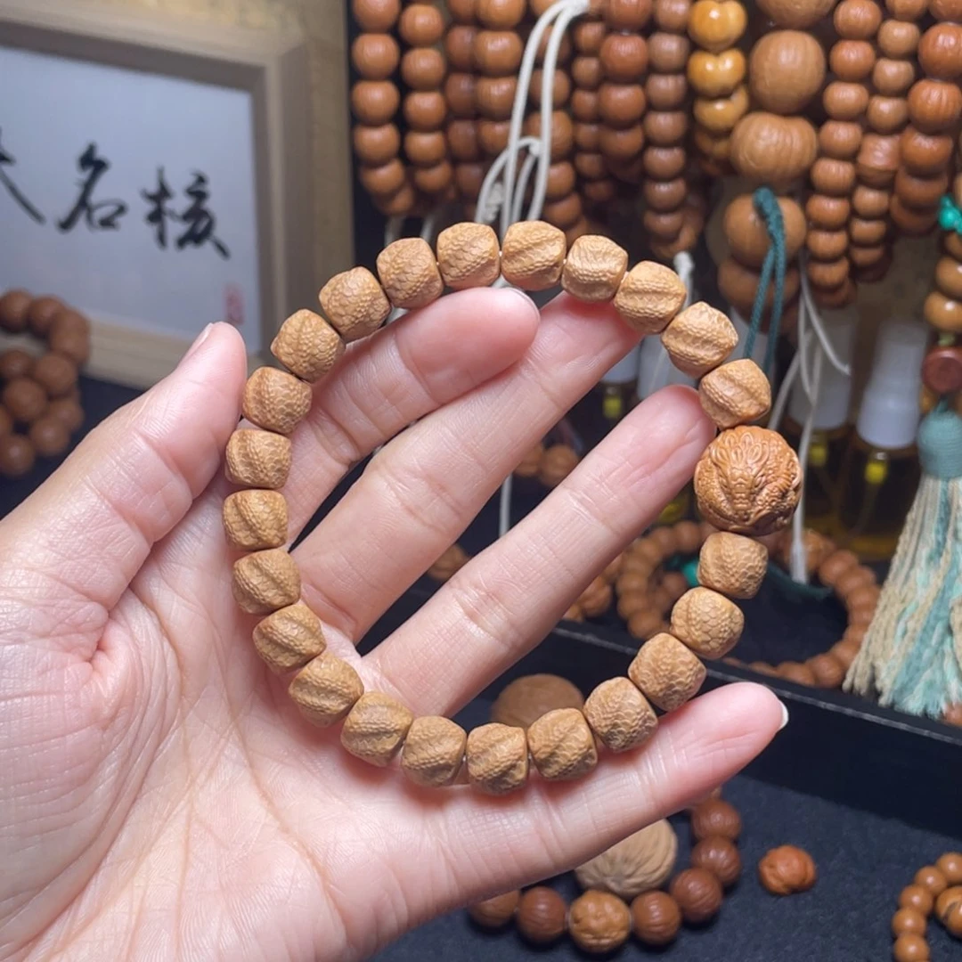 吊坠猴头核桃灵蛇