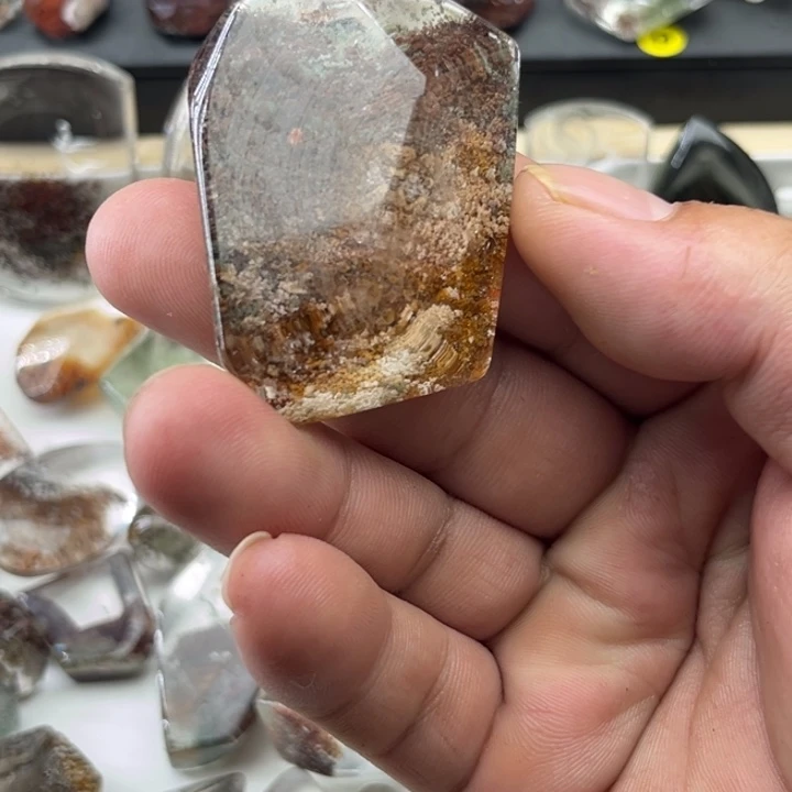 未镶嵌吊坠(赠链)黄晶