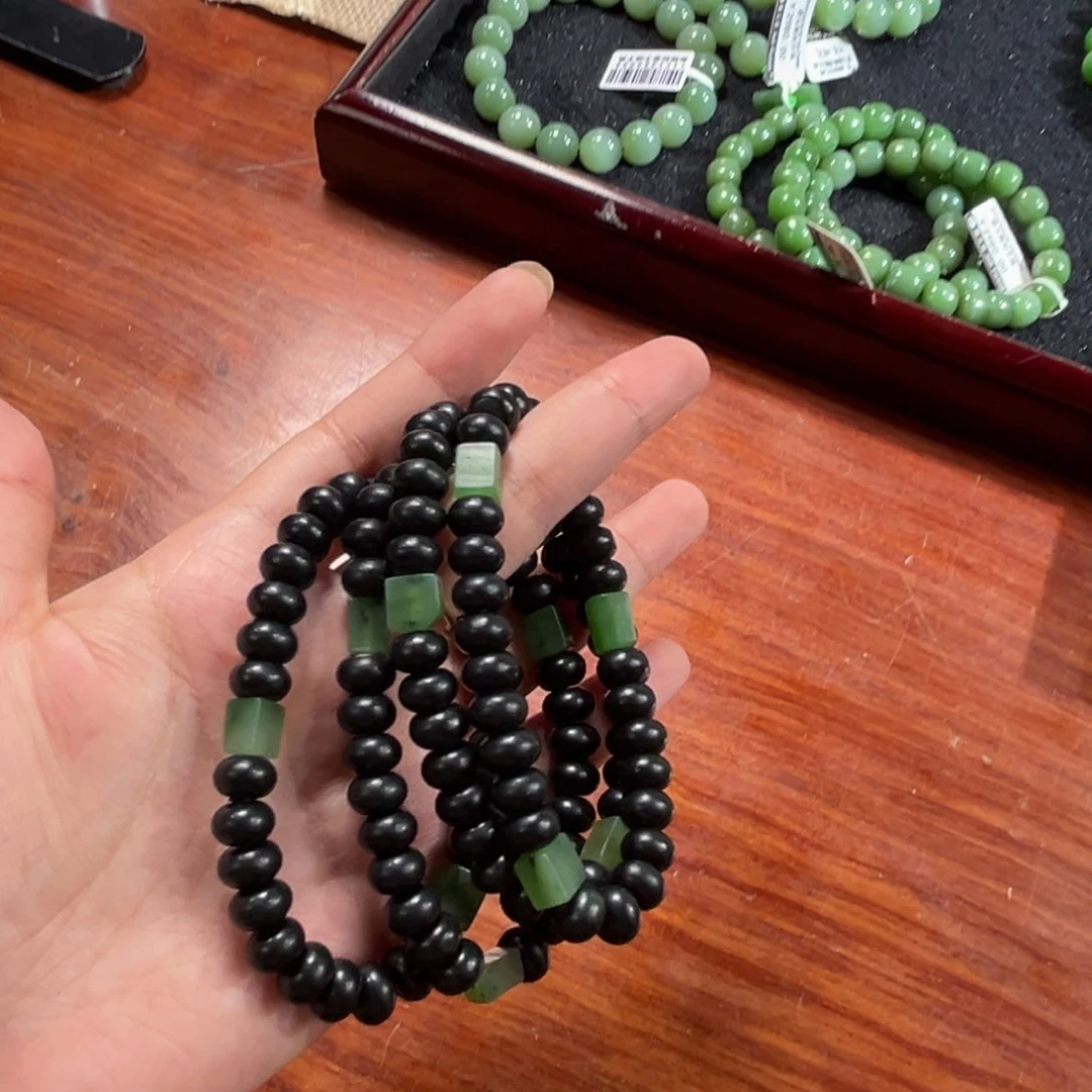 手串未镶嵌和田玉（墨玉）多样性发货发其一