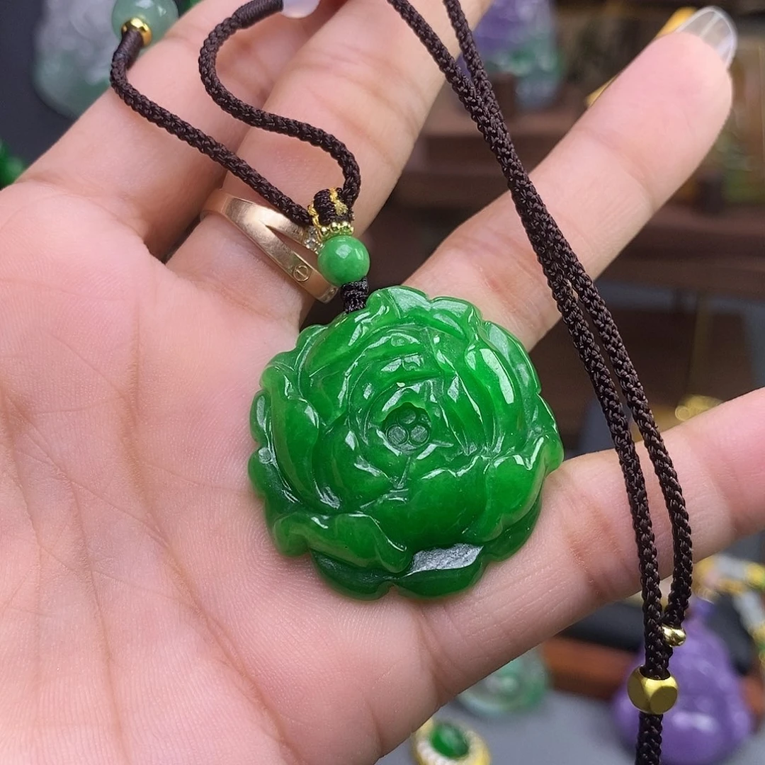 吊坠(赠链)未镶嵌翡翠