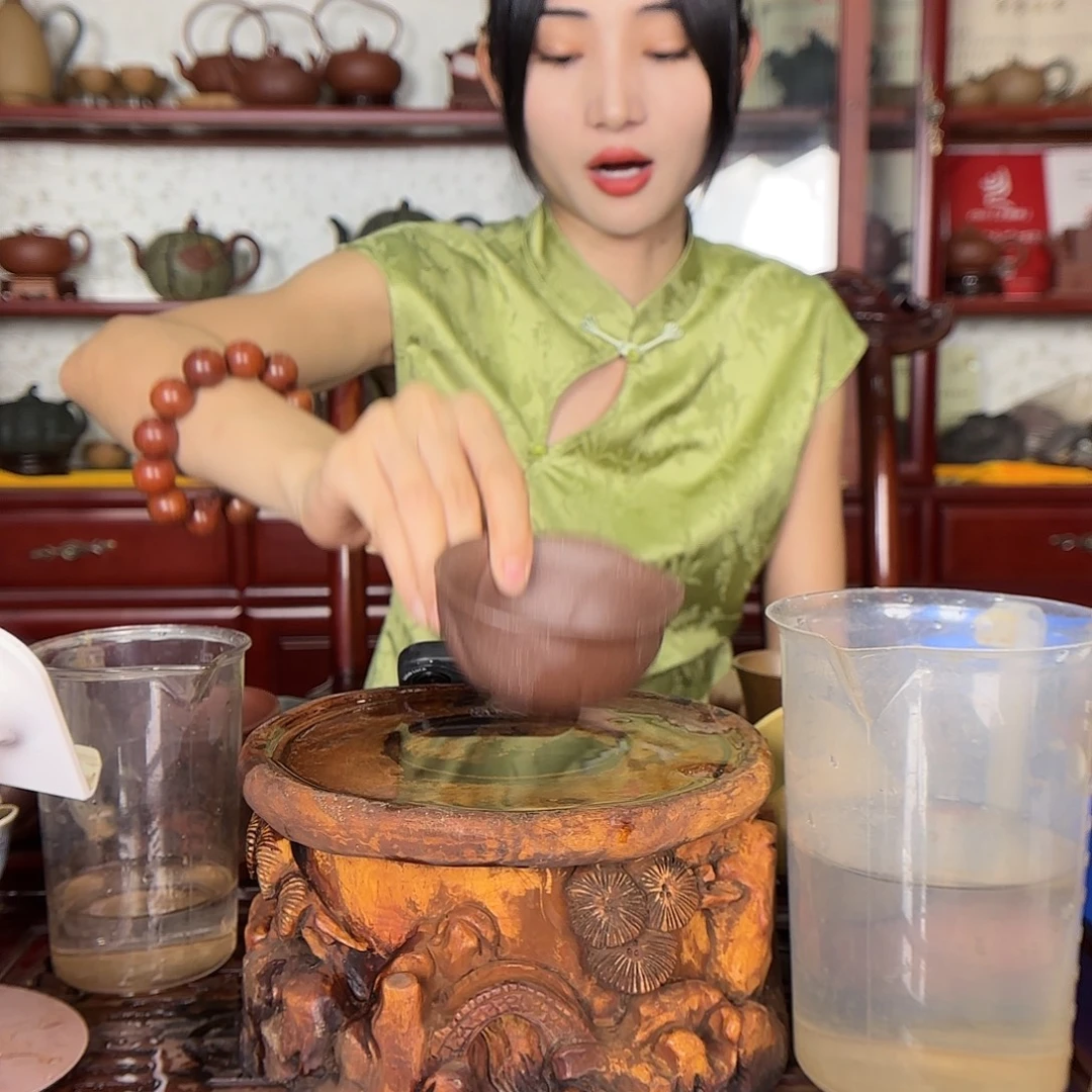 茶壶紫砂一壶李紫砂
