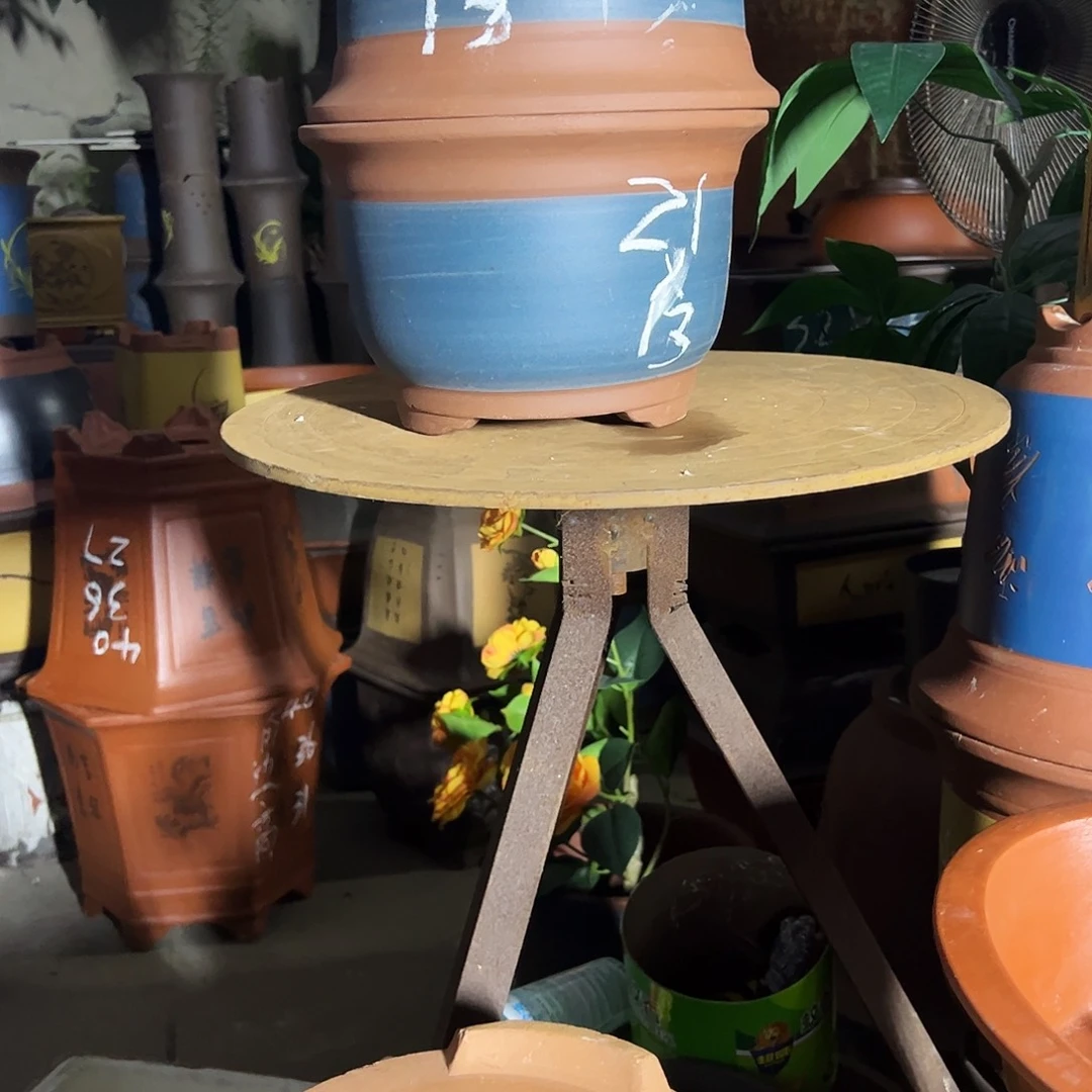 宜兴紫砂花盆八骏图小一对