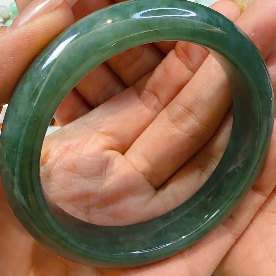 翡翠手镯未镶嵌翡翠450