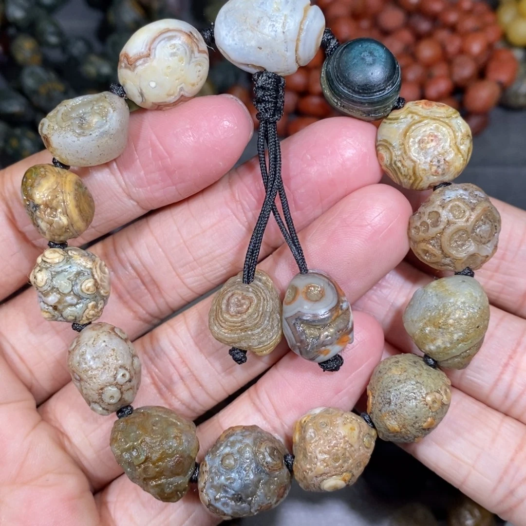 未镶嵌玛瑙/玉髓珠宝奇石