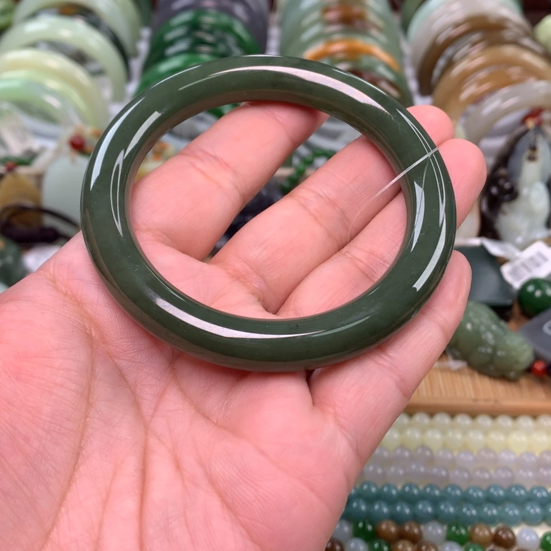 和田玉未镶嵌手镯57_58口径