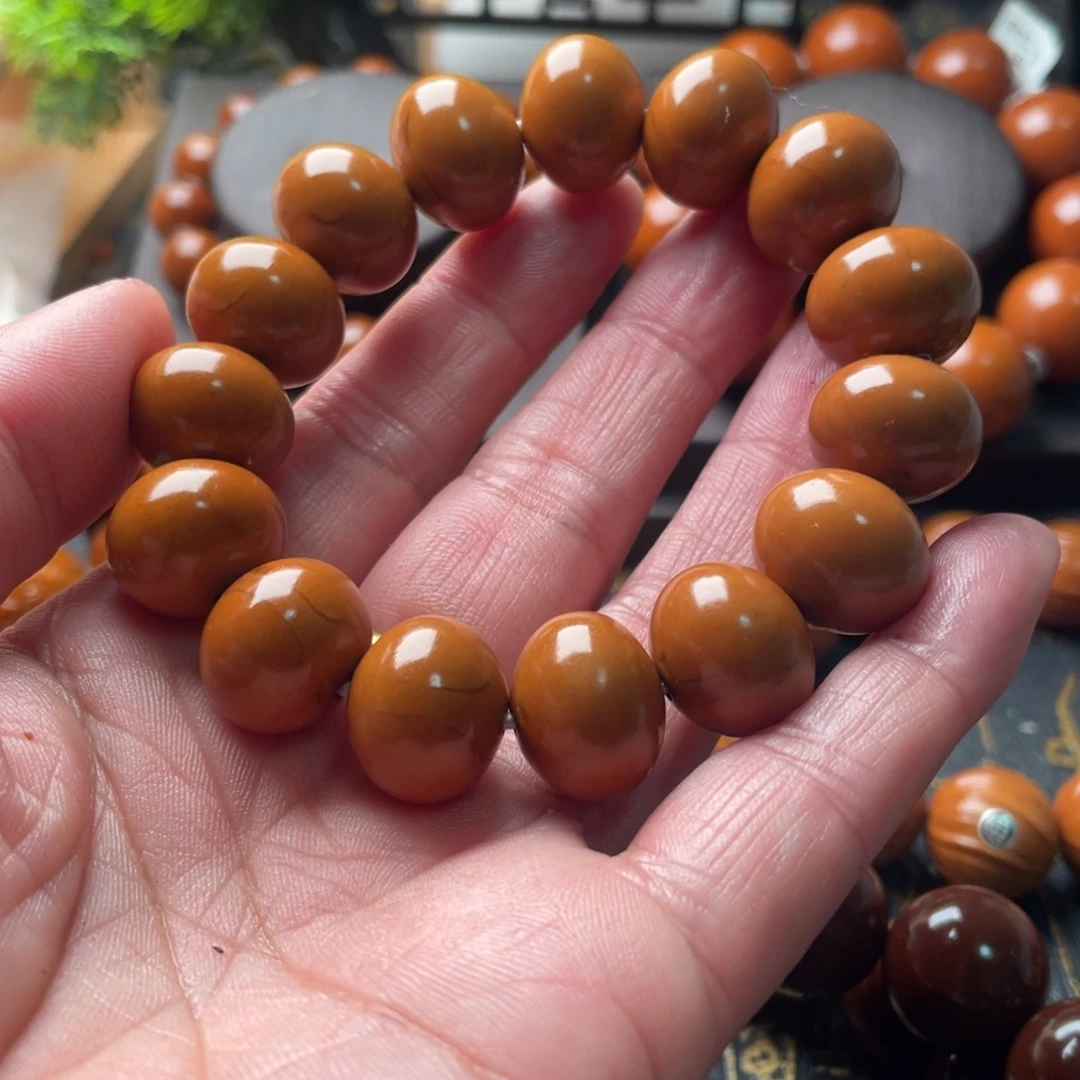 顺***然吊坠橄榄核橄榄1.6