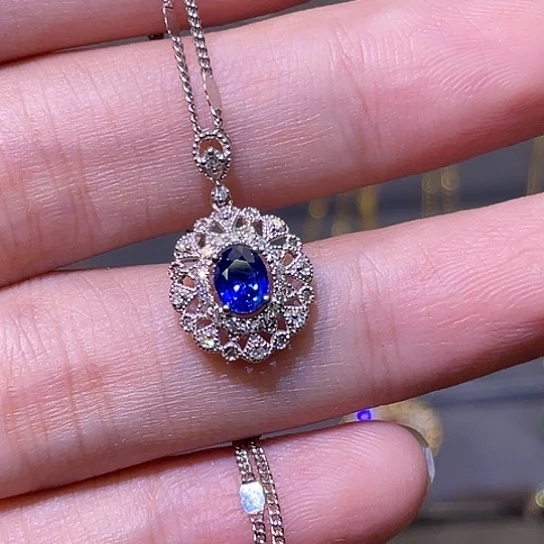 吊坠(赠链)蓝宝石18K金镶嵌0.58ct