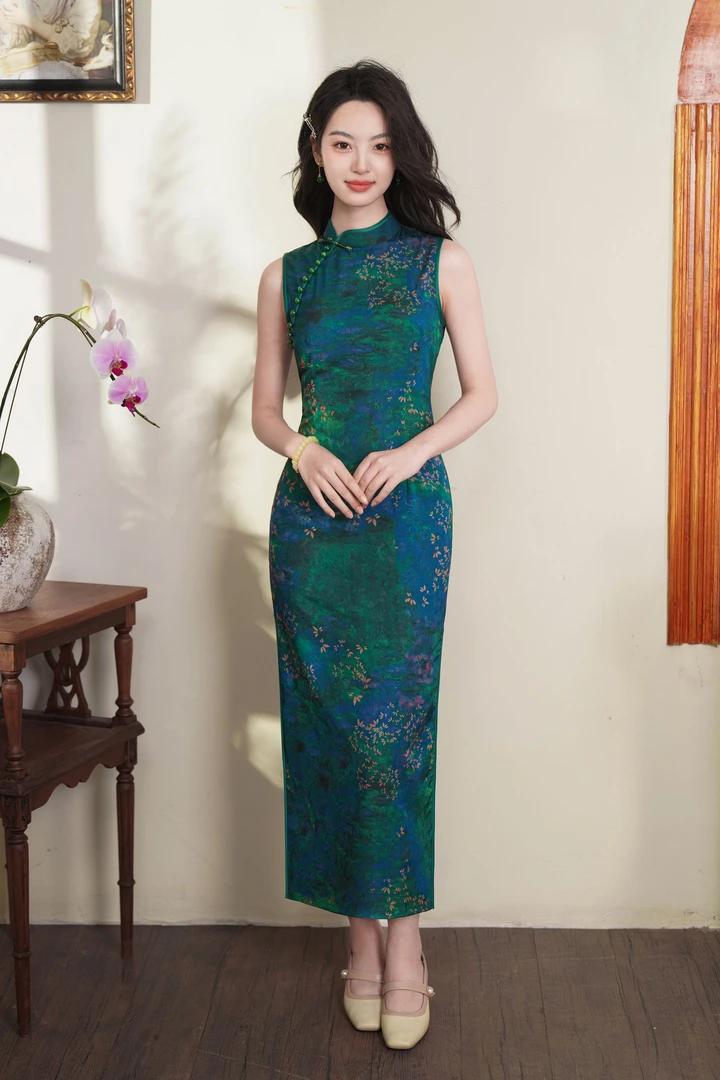 2025年春夏季新款香云丝长款无袖旗袍高端气质修身复古中式连衣裙