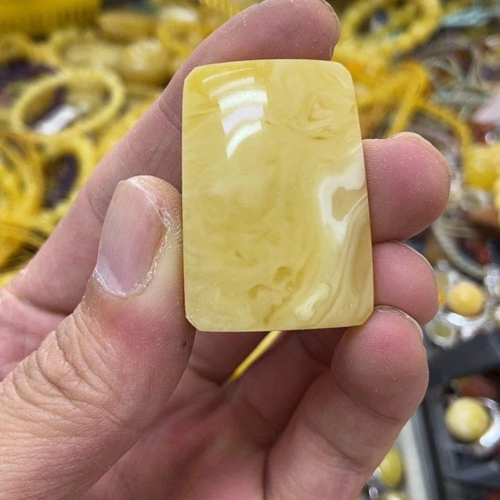 裸石蜜蜡未镶嵌吊坠