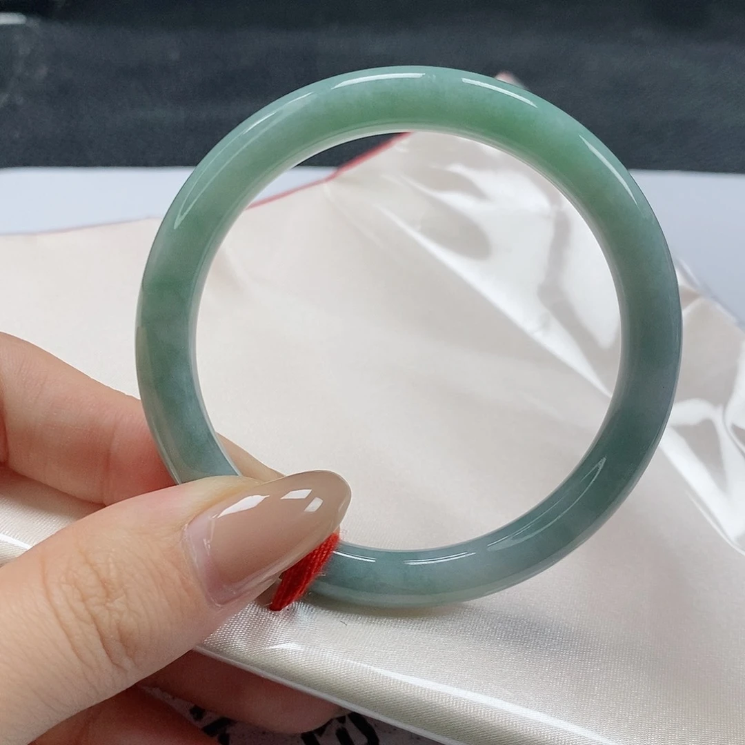 【闪购商品】翡翠手镯（圆镯）未镶嵌335号