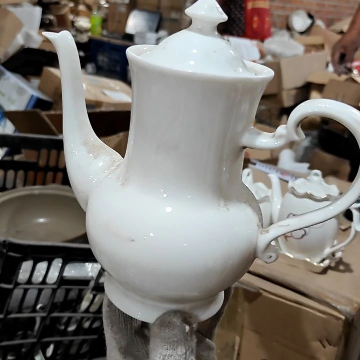 摆件陶瓷盘子碗啥都有