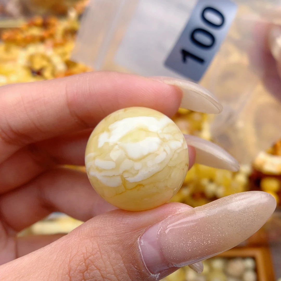 琥珀未镶嵌珠宝奇石22.5