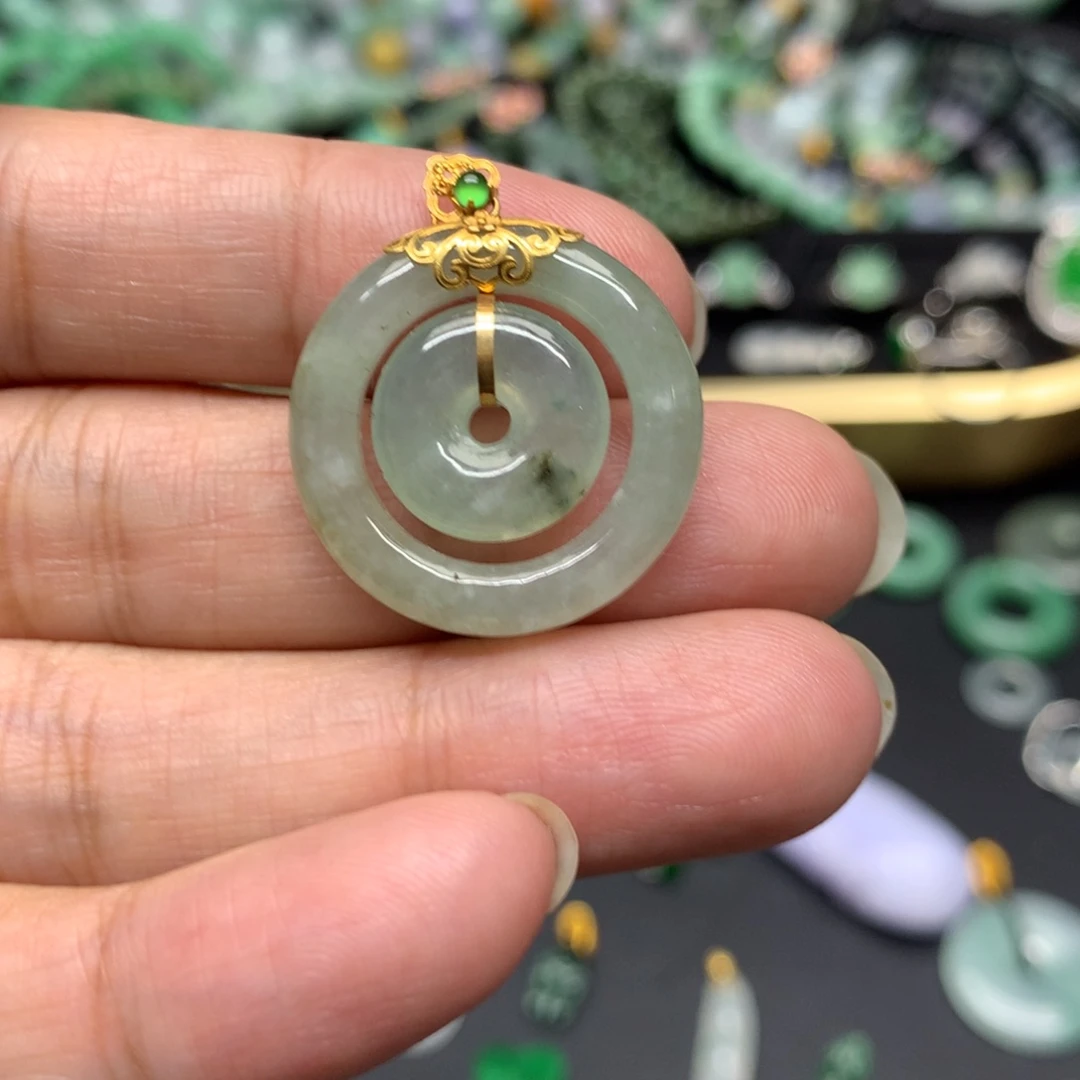 吊坠(不含链)18K金镶嵌翡翠有纹裂