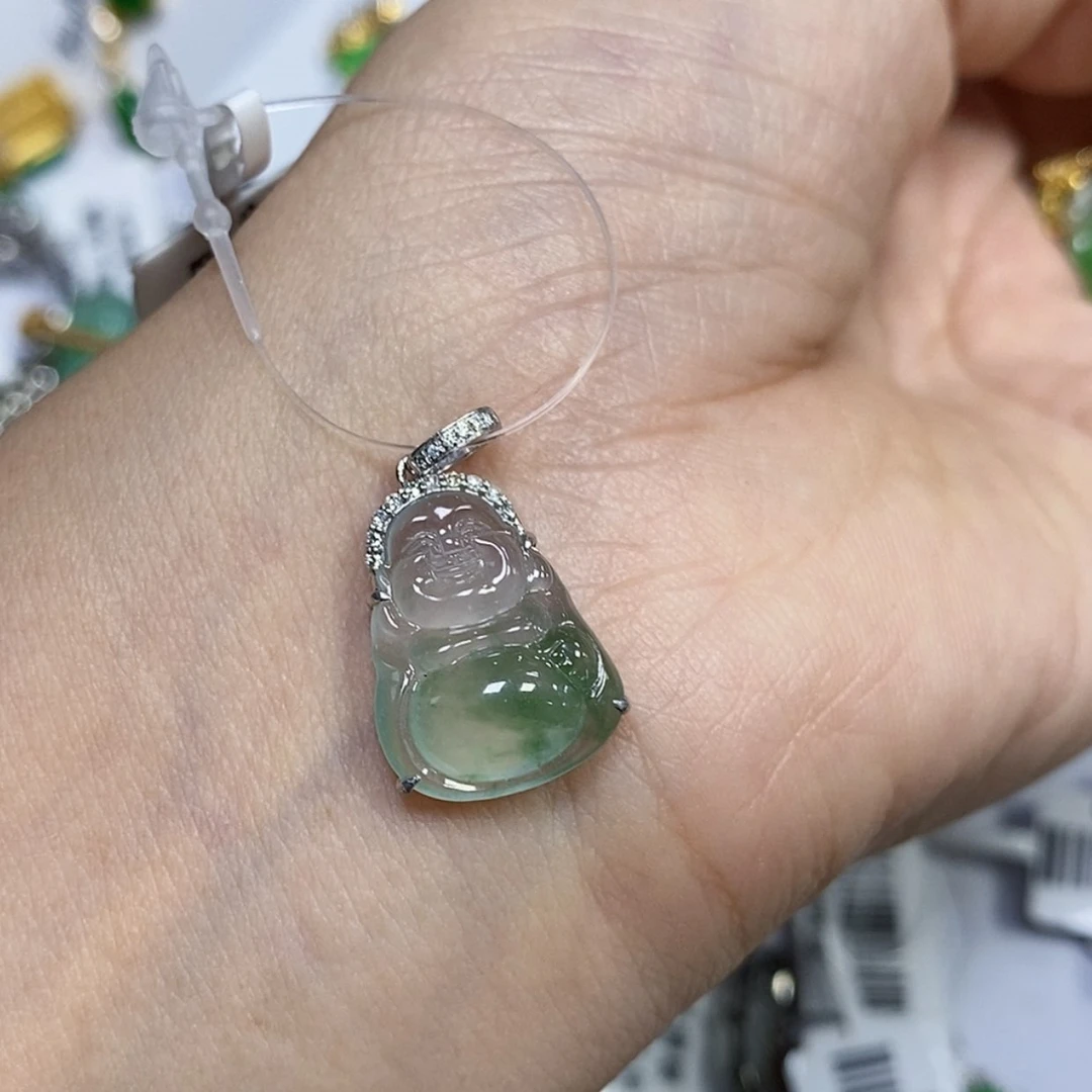 【闪购商品】颈饰18K金镶嵌翡翠欣***者吊坠