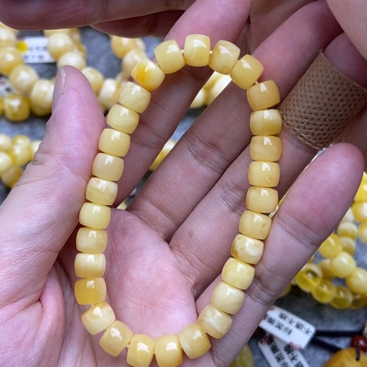 未镶嵌琥珀珠宝奇石8