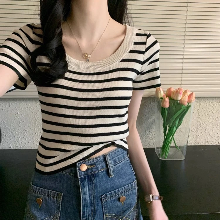 气质短款条纹上衣2025夏季新款女装韩版修身显瘦冰丝撞色短袖T恤