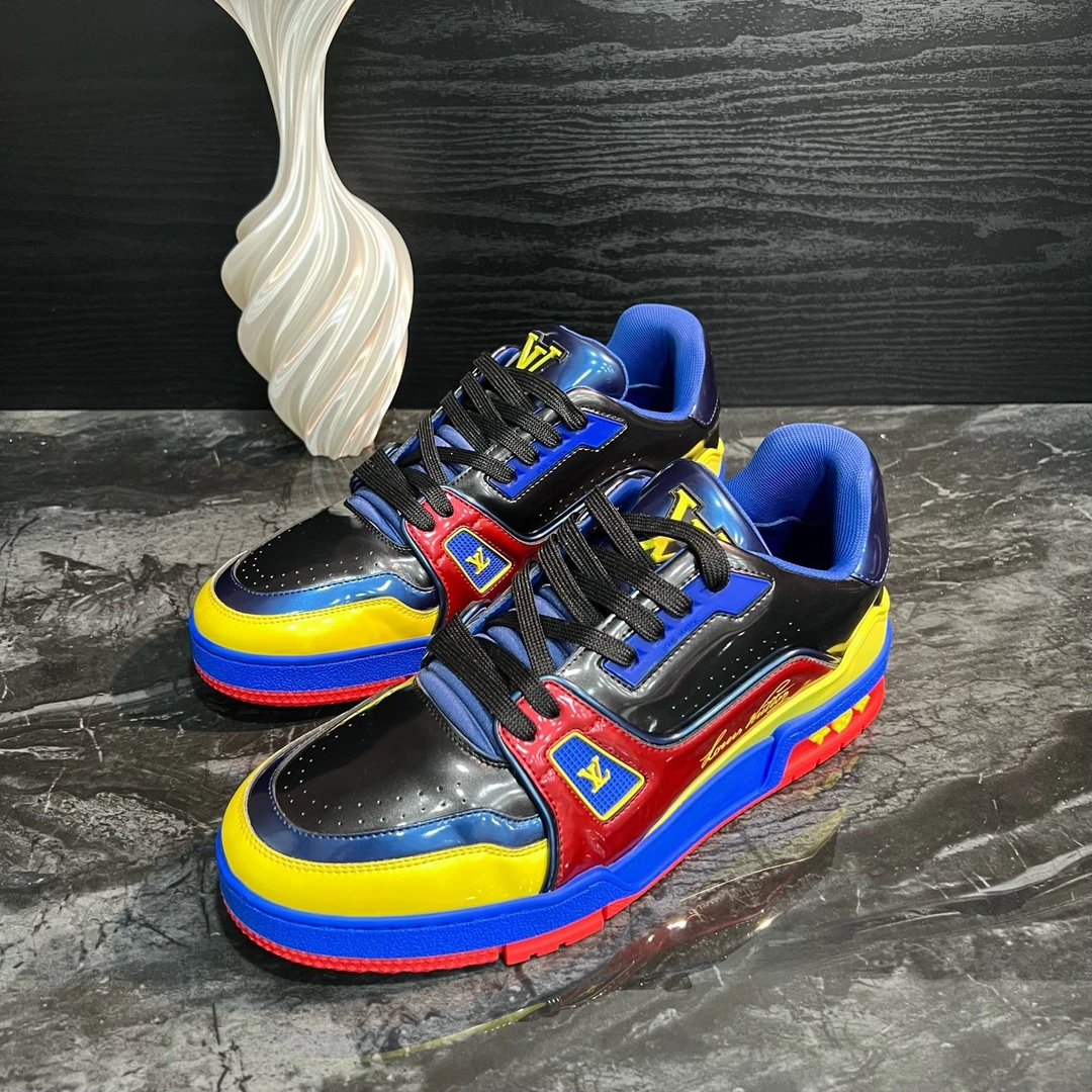 99新 LouisVuitton/路易威登 1552/40码/钢铁侠漆皮Trainer板鞋