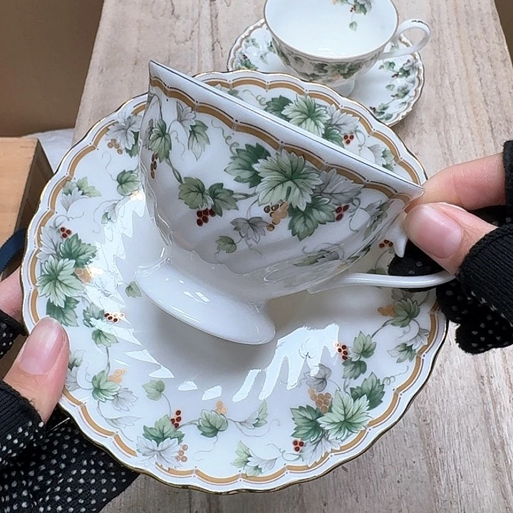 瓷片噗哈哈哈哈哈哈哈哈哈