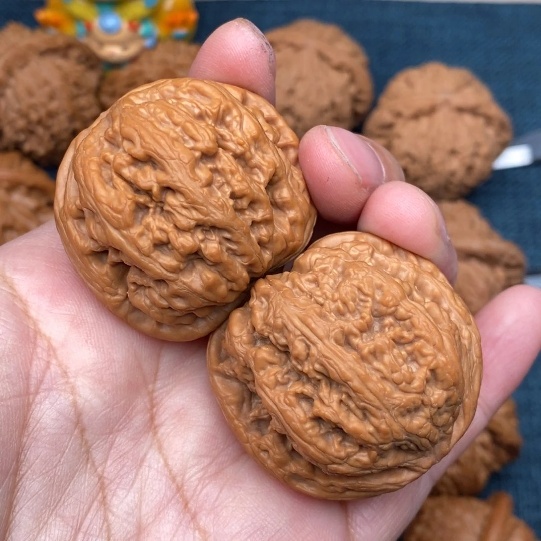 文玩核桃把件39.8毕业粗筋全品