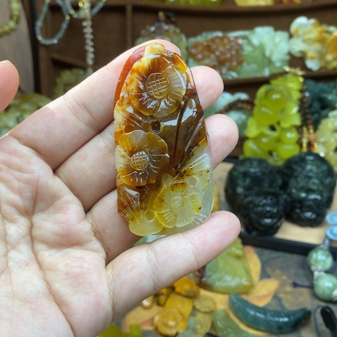 蛇纹石玉未镶嵌吊坠(赠链)