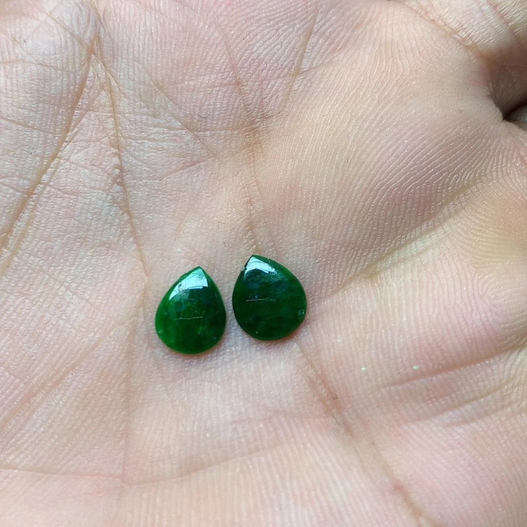 翡翠未镶嵌吊坠(不含链)有纹裂
