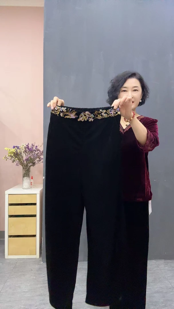 直筒刺绣腰百搭显瘦加大码丝绒裤