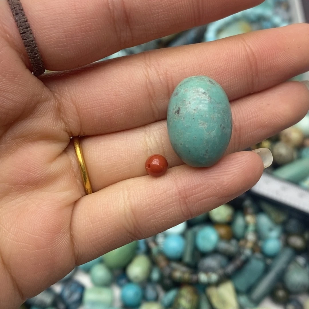 南红玛瑙未镶嵌珠宝奇石