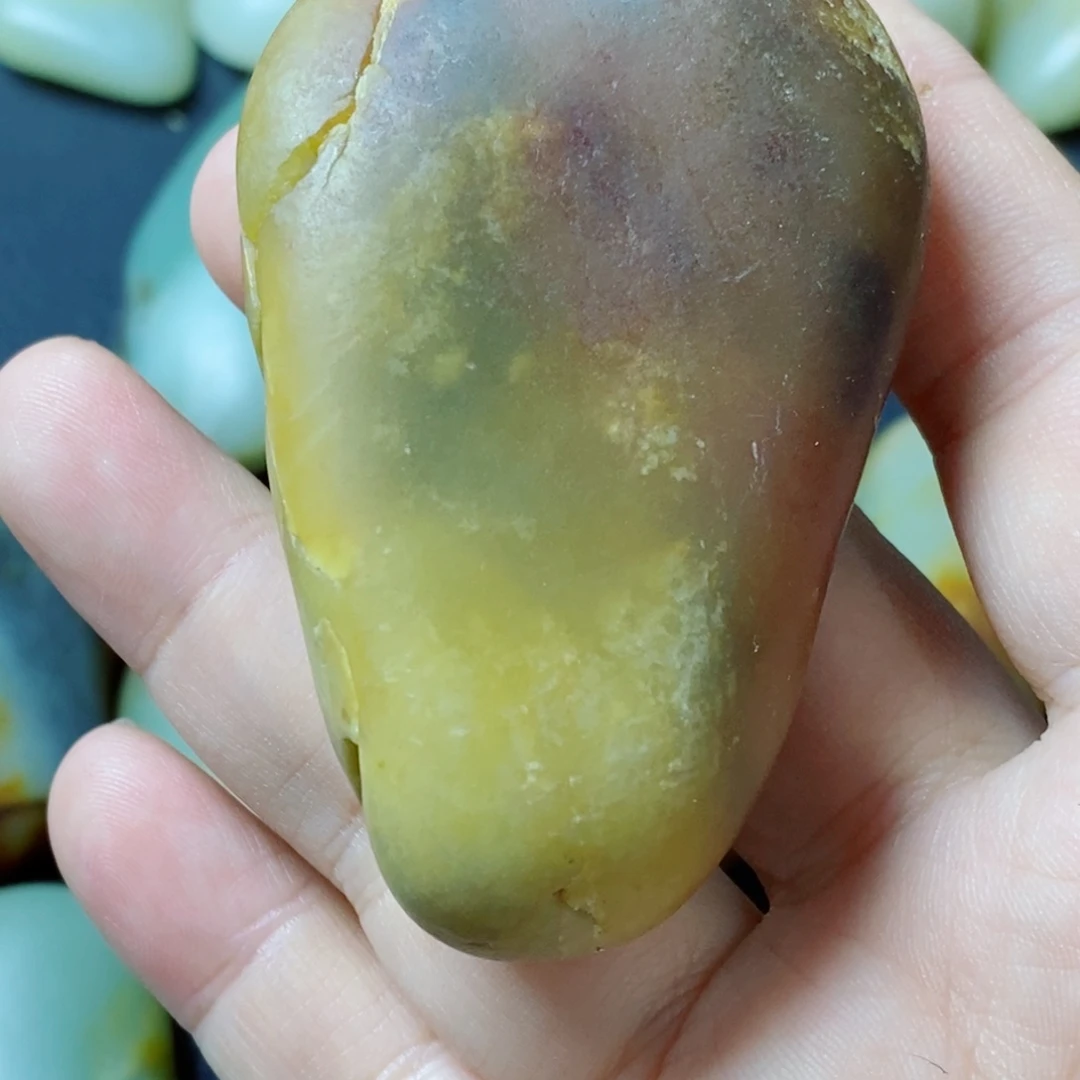 和田玉（糖玉）未镶嵌挂件